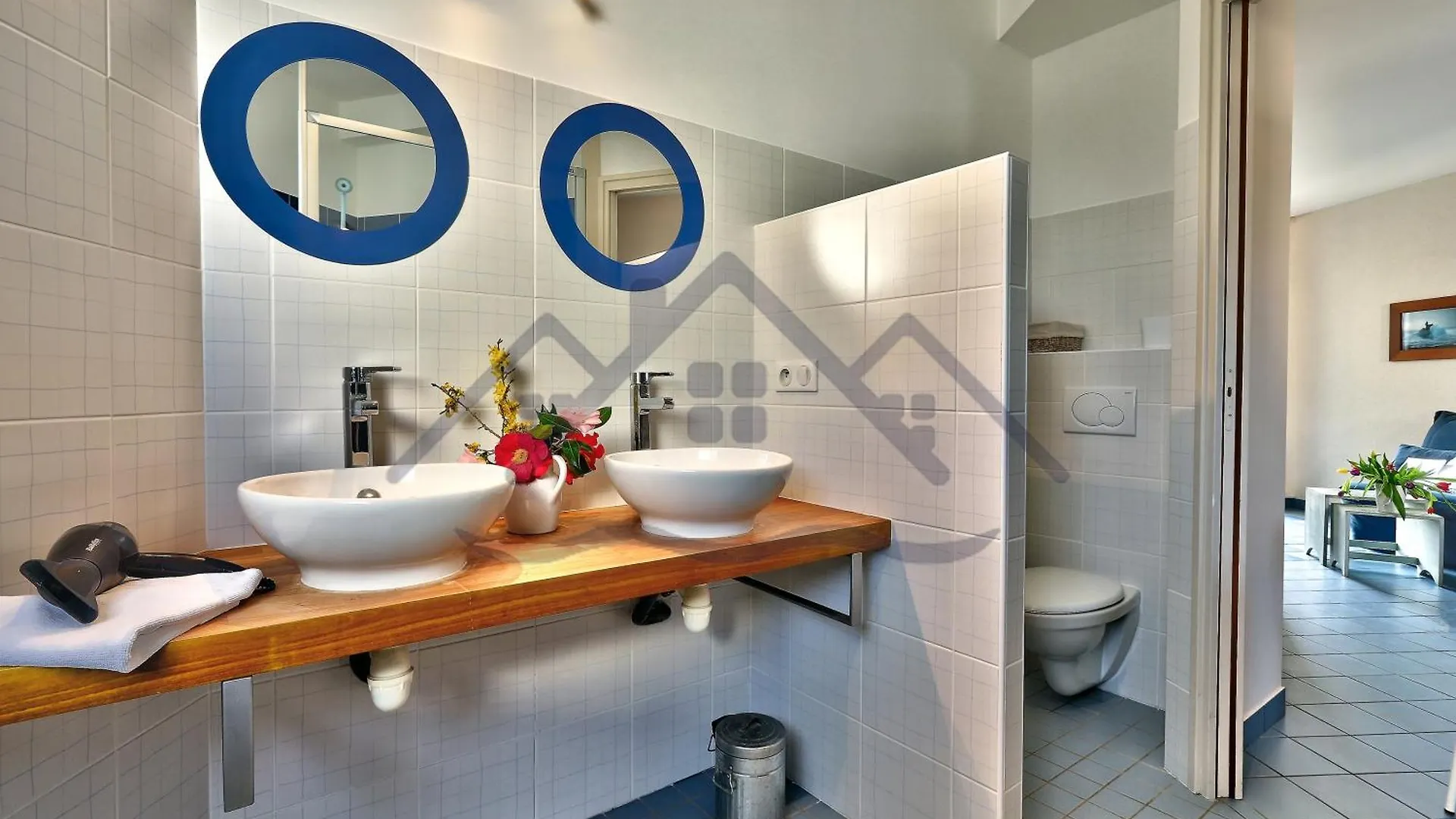 Localise - B80 - La Villa Blanche - L'Iroise - 1Er Etage Plain Pied - Wifi Inclus - Draps Inclus - Animaux Bienvenues Guilvinec 0*,